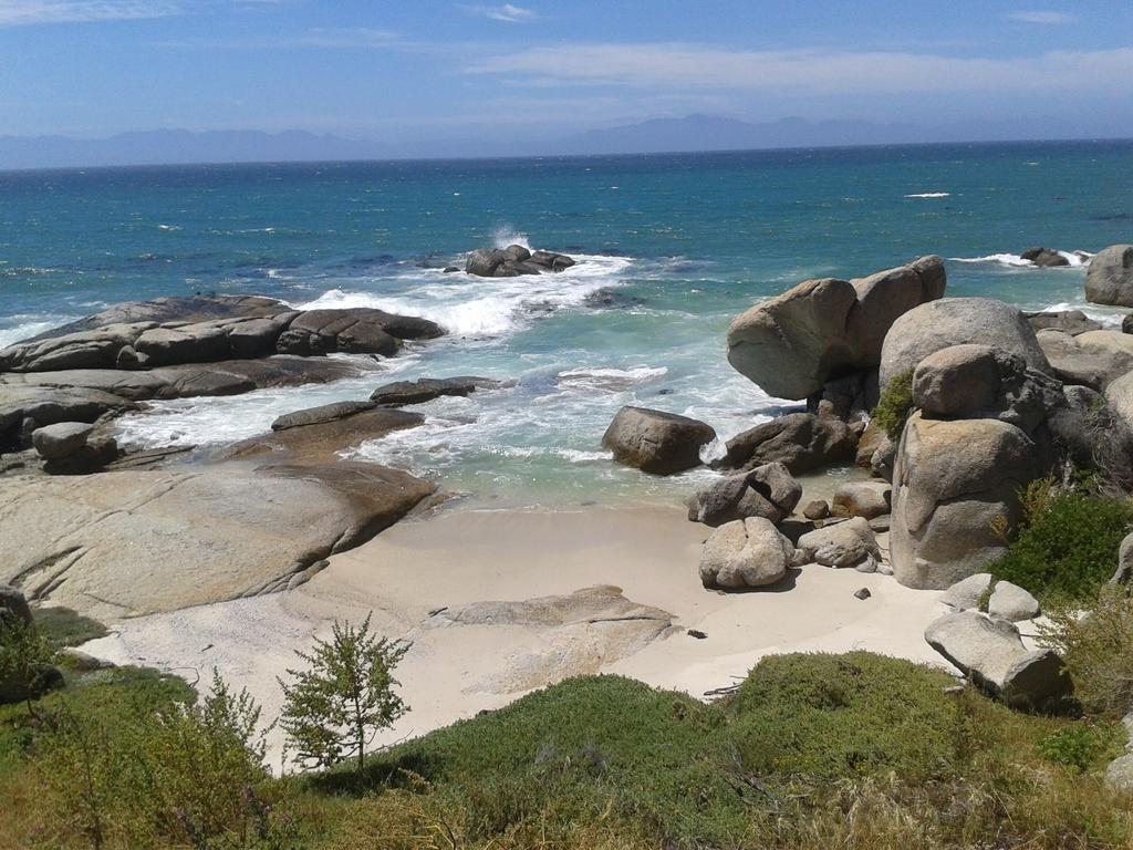 Dream A Little Daire Simonʼs Town Oda fotoğraf
